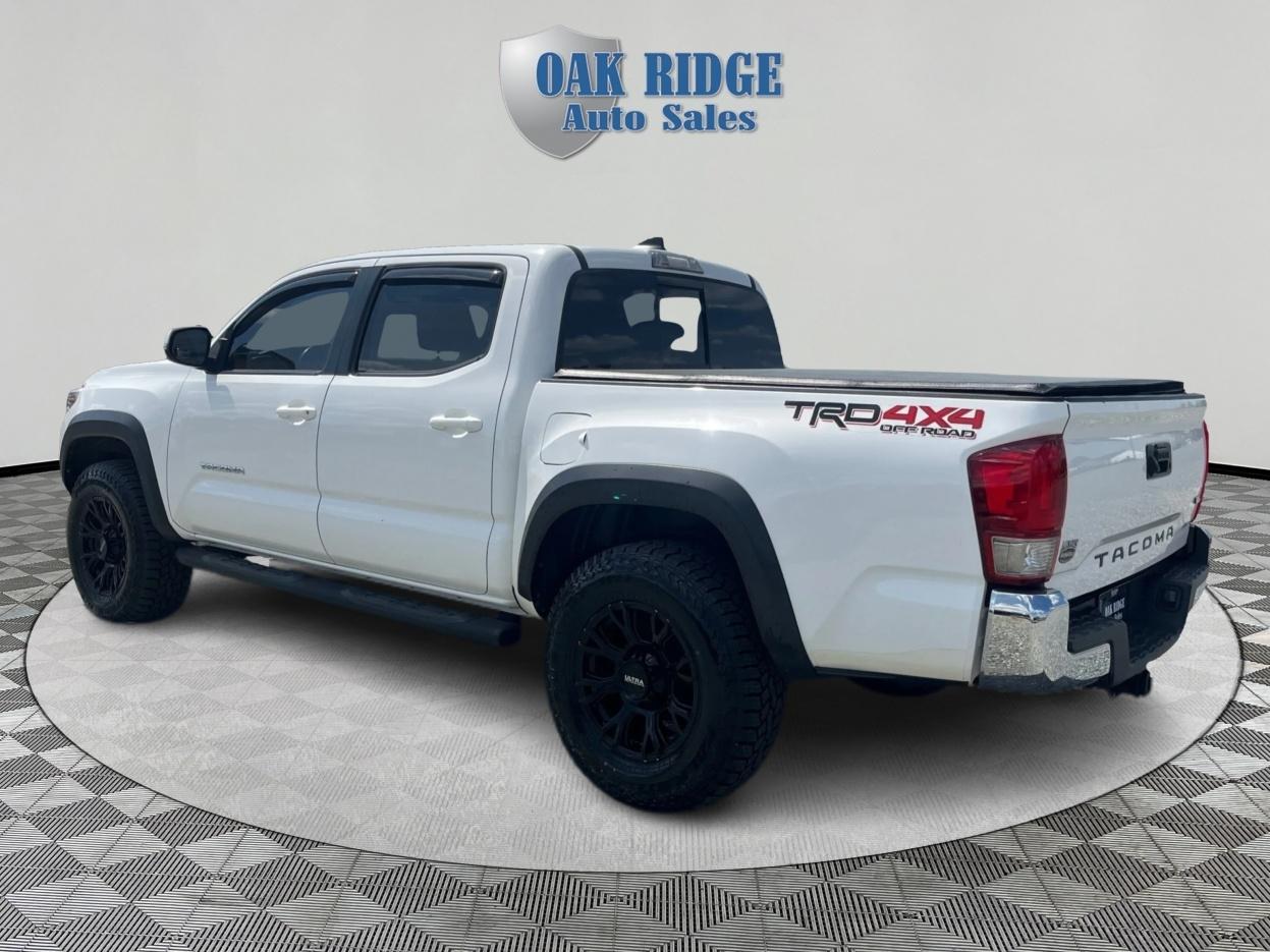 Toyota Tacoma  2017