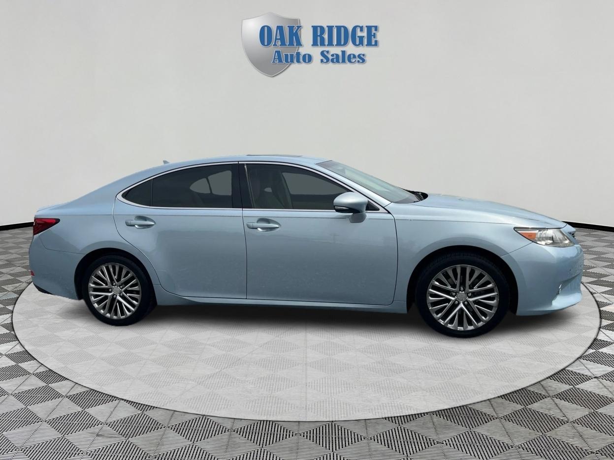 Lexus ES 350 Base 2013