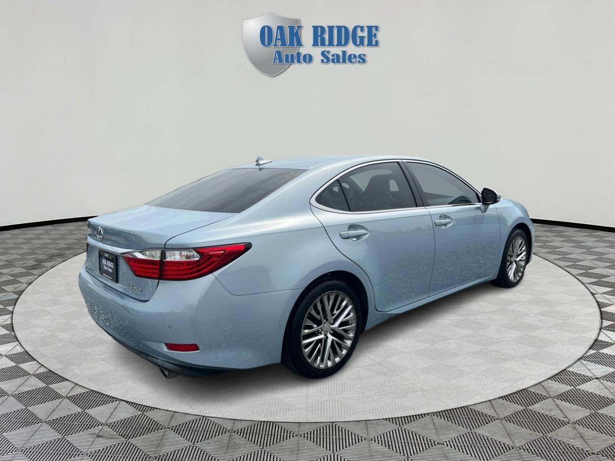 Lexus ES 350 Base 2013