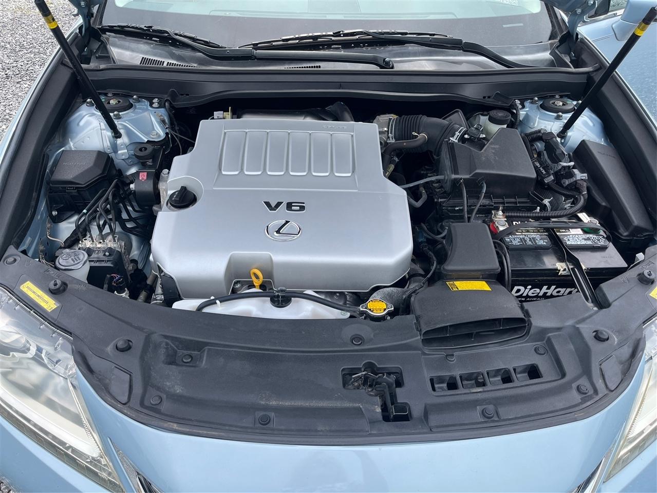 Lexus ES 350 Base 2013