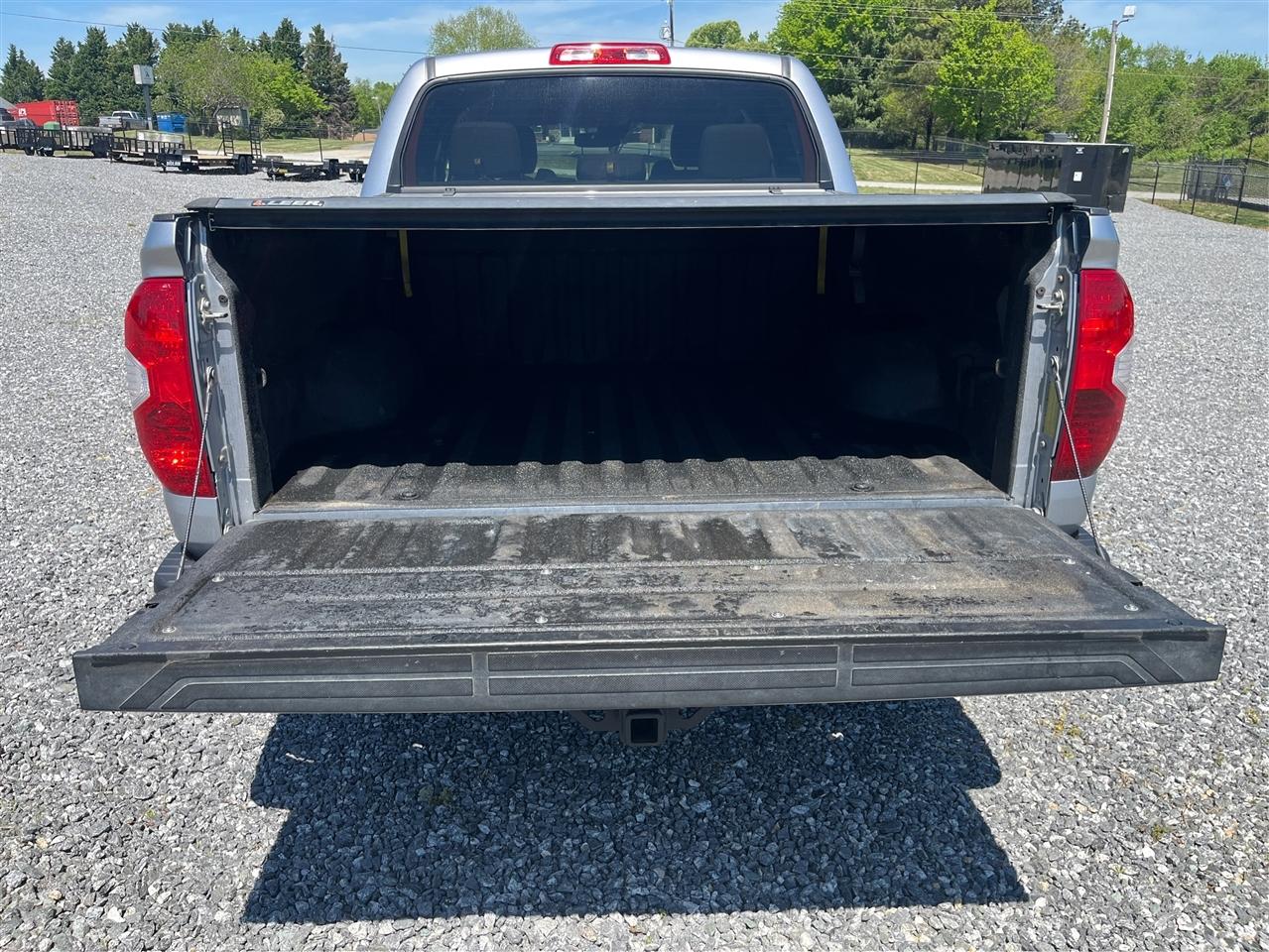 Toyota Tundra SR5 2019