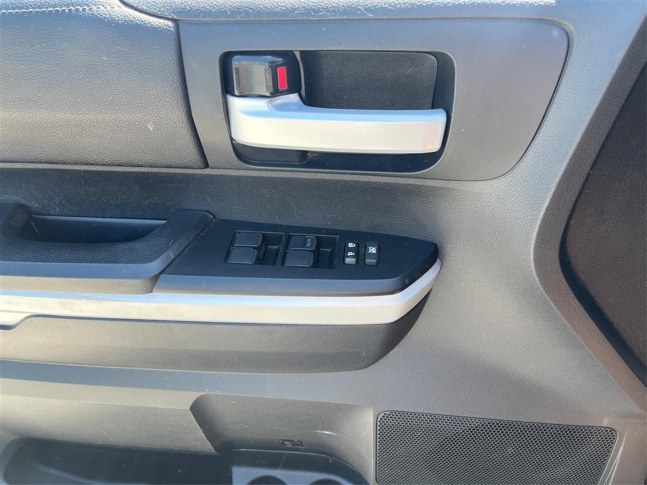 Toyota Tundra SR5 2019