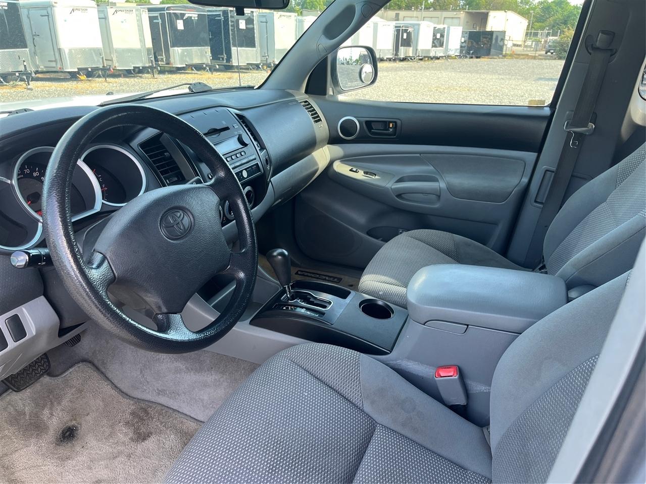 Toyota Tacoma Base 2008