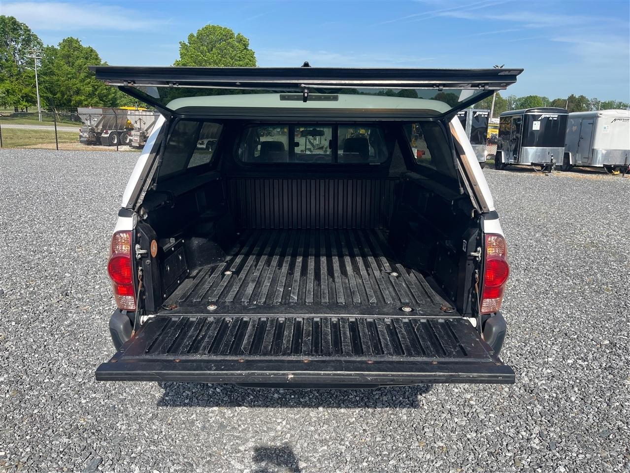 Toyota Tacoma Base 2008