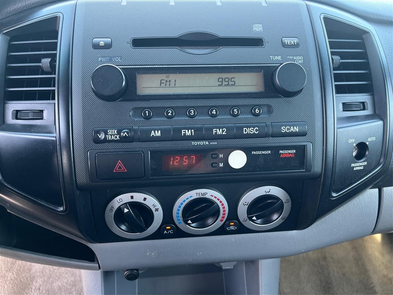 Toyota Tacoma Base 2008