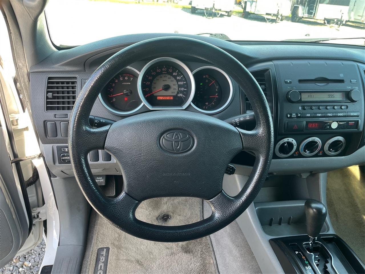 Toyota Tacoma Base 2008