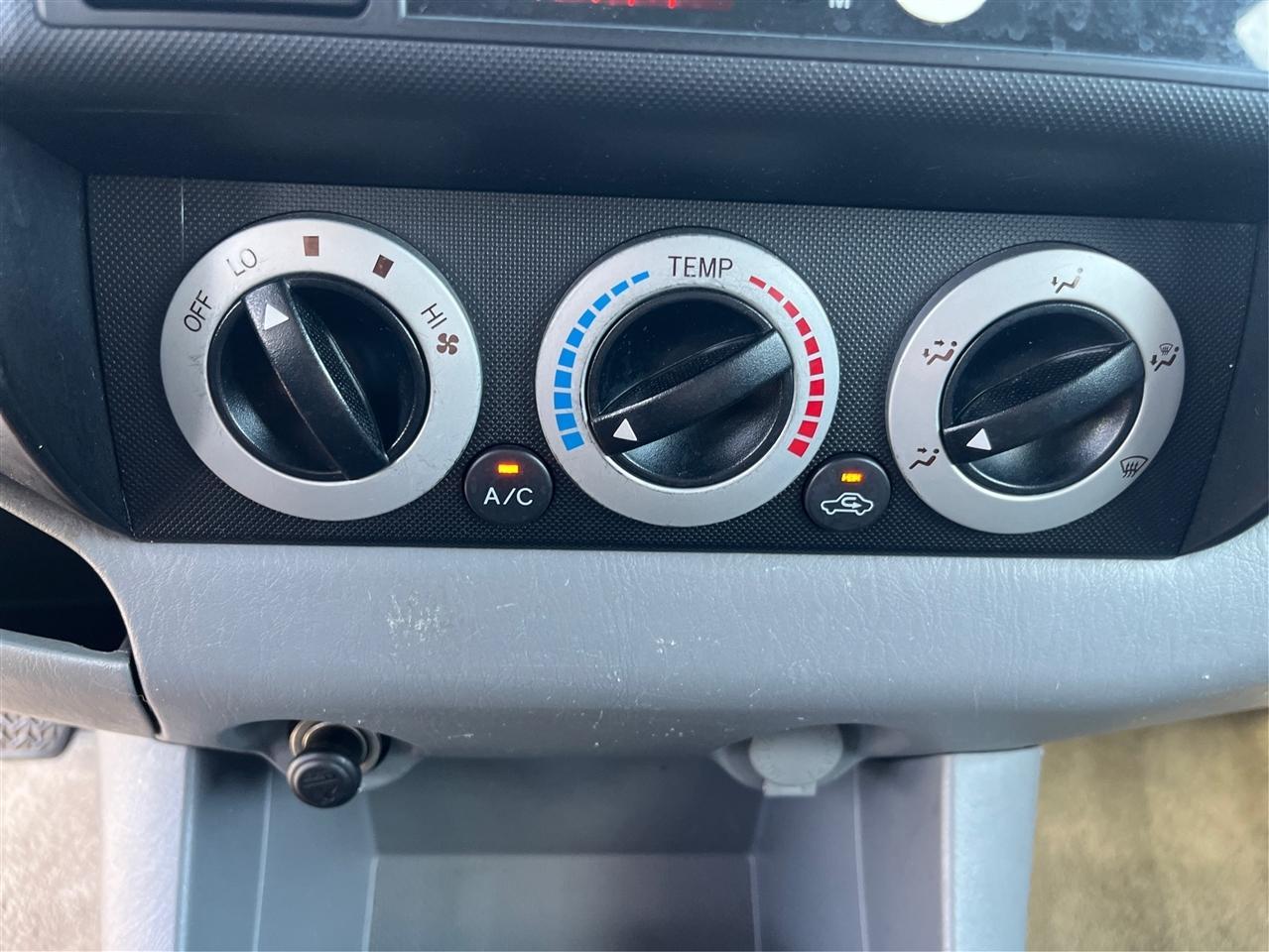 Toyota Tacoma Base 2008