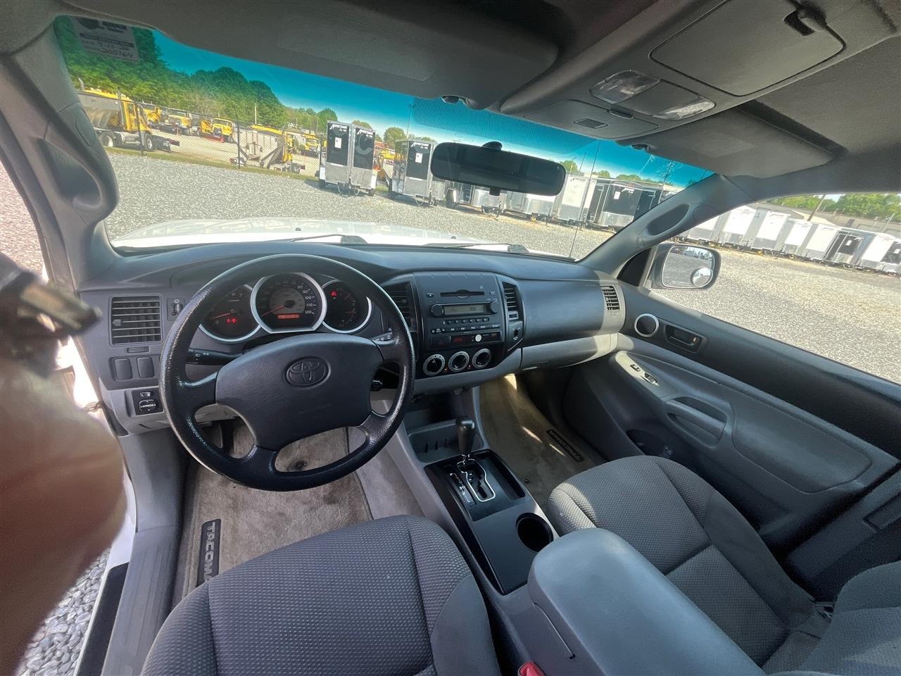 Toyota Tacoma Base 2008