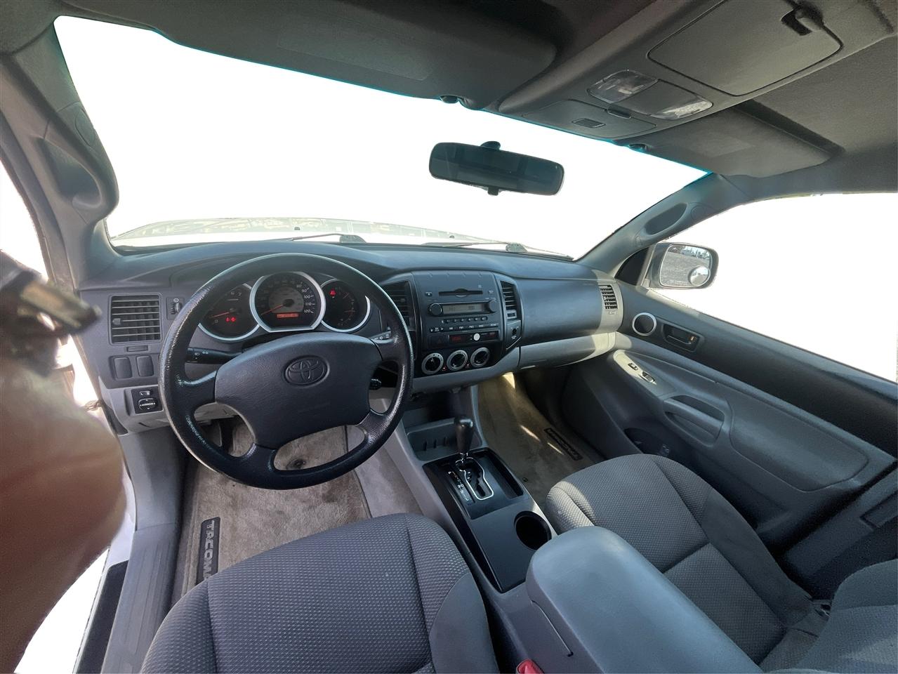 Toyota Tacoma Base 2008