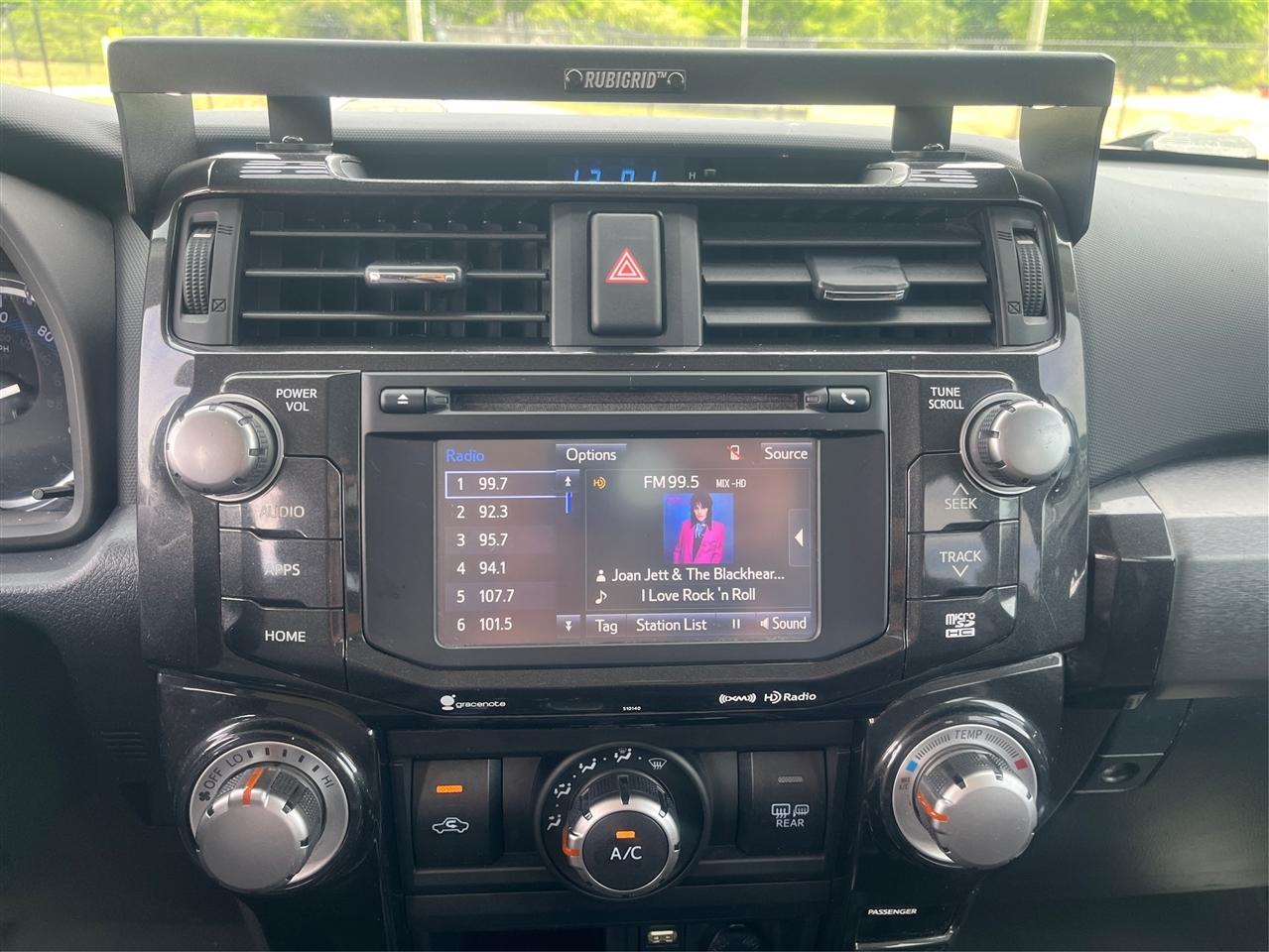 Toyota 4Runner  2017