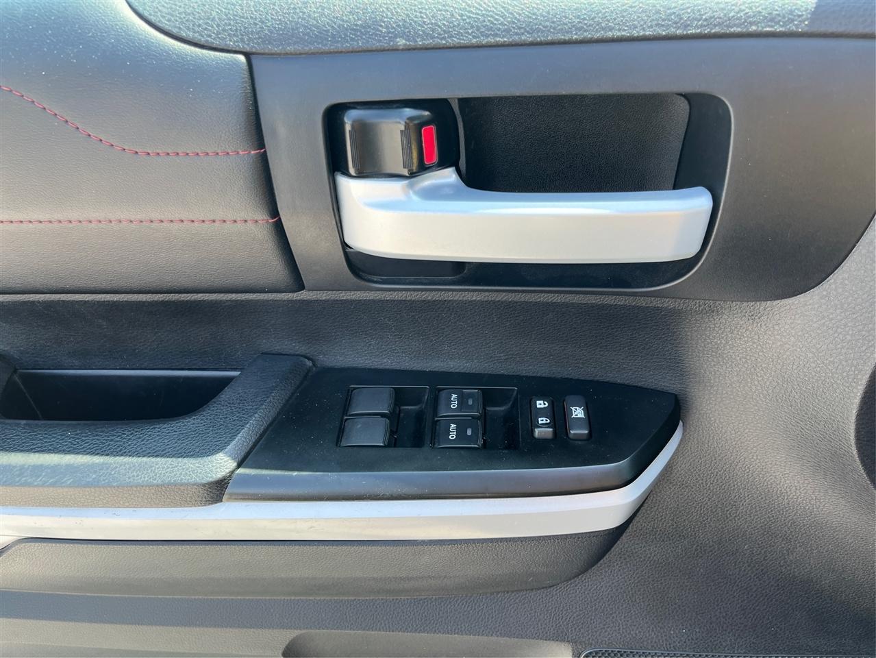 Toyota Tundra  2020