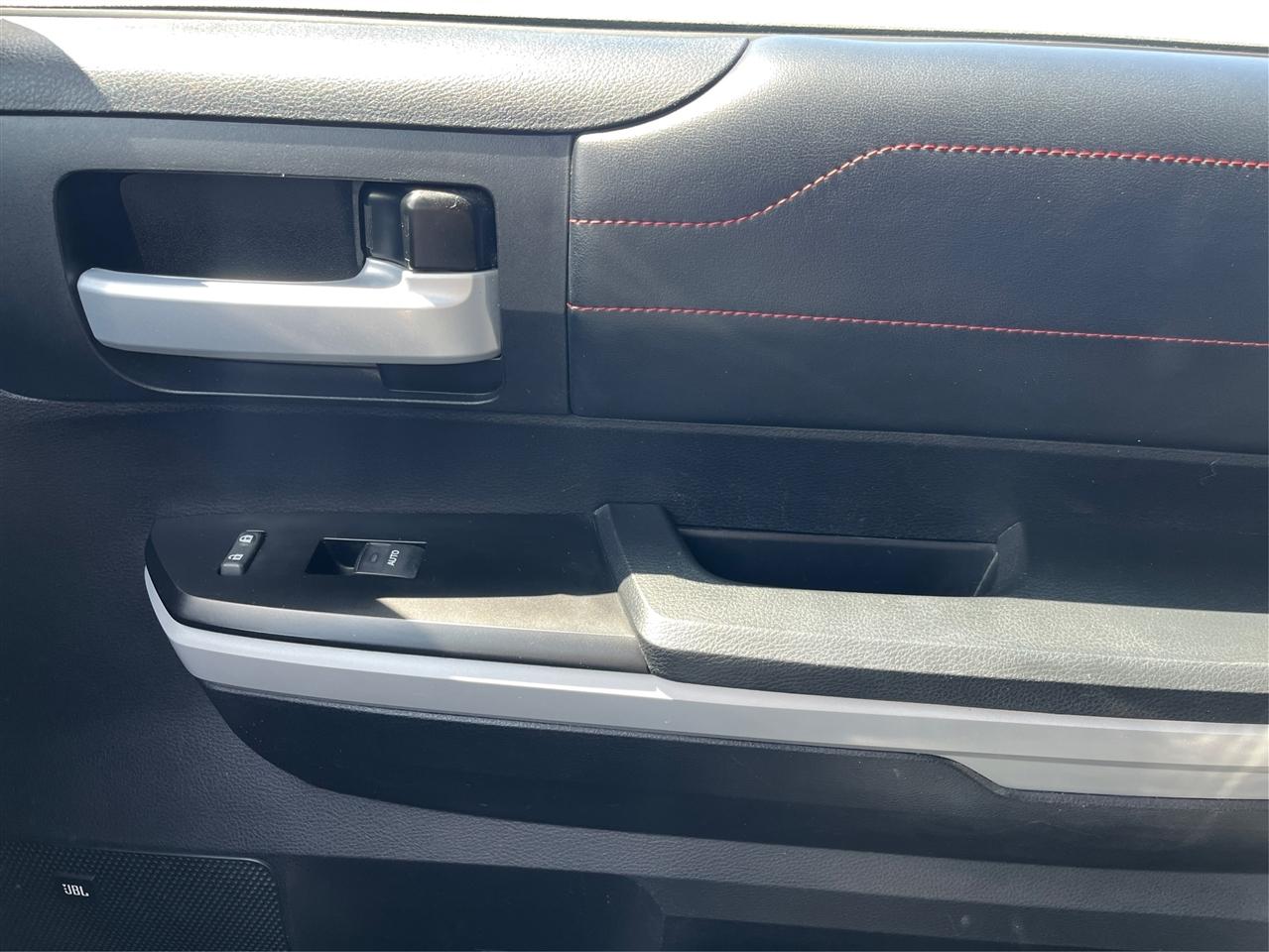 Toyota Tundra  2020