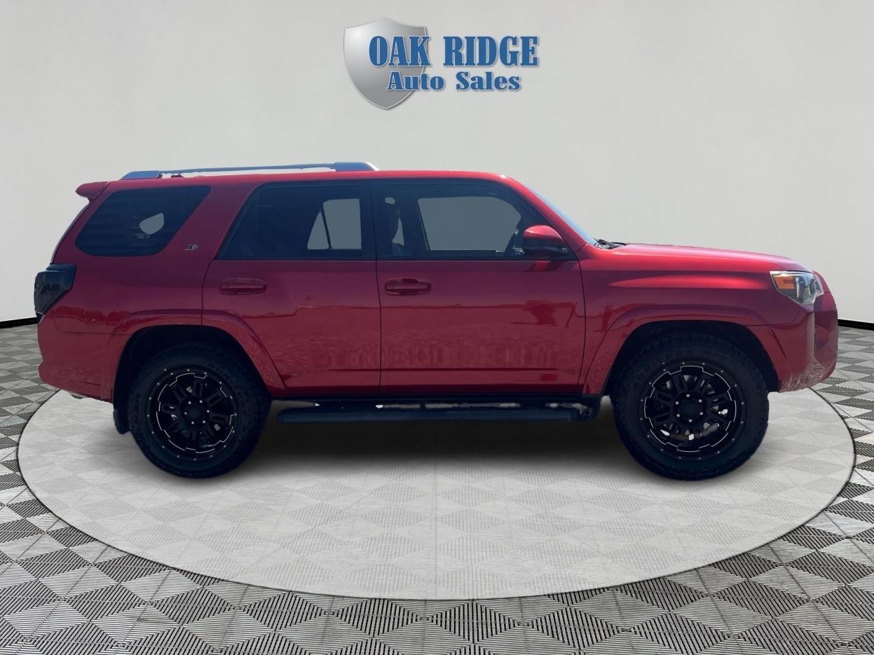 Toyota 4Runner SR5 2017