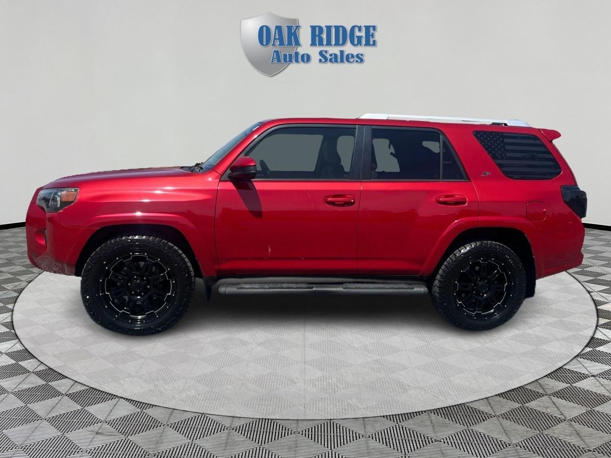 Toyota 4Runner SR5 2017