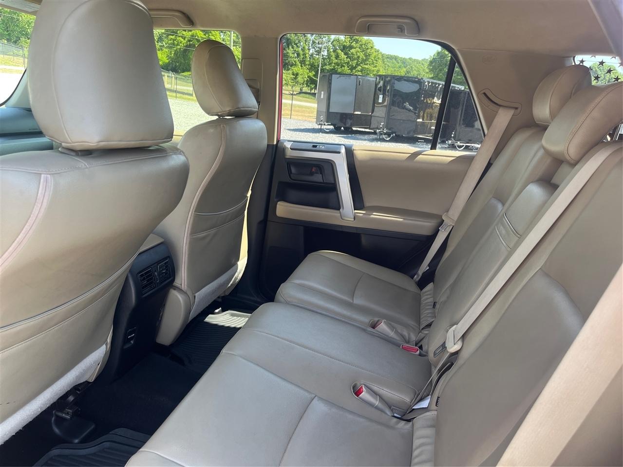 Toyota 4Runner SR5 2017