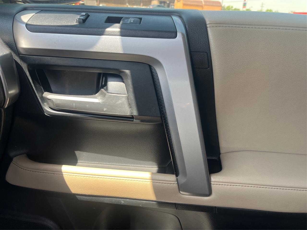 Toyota 4Runner SR5 2017