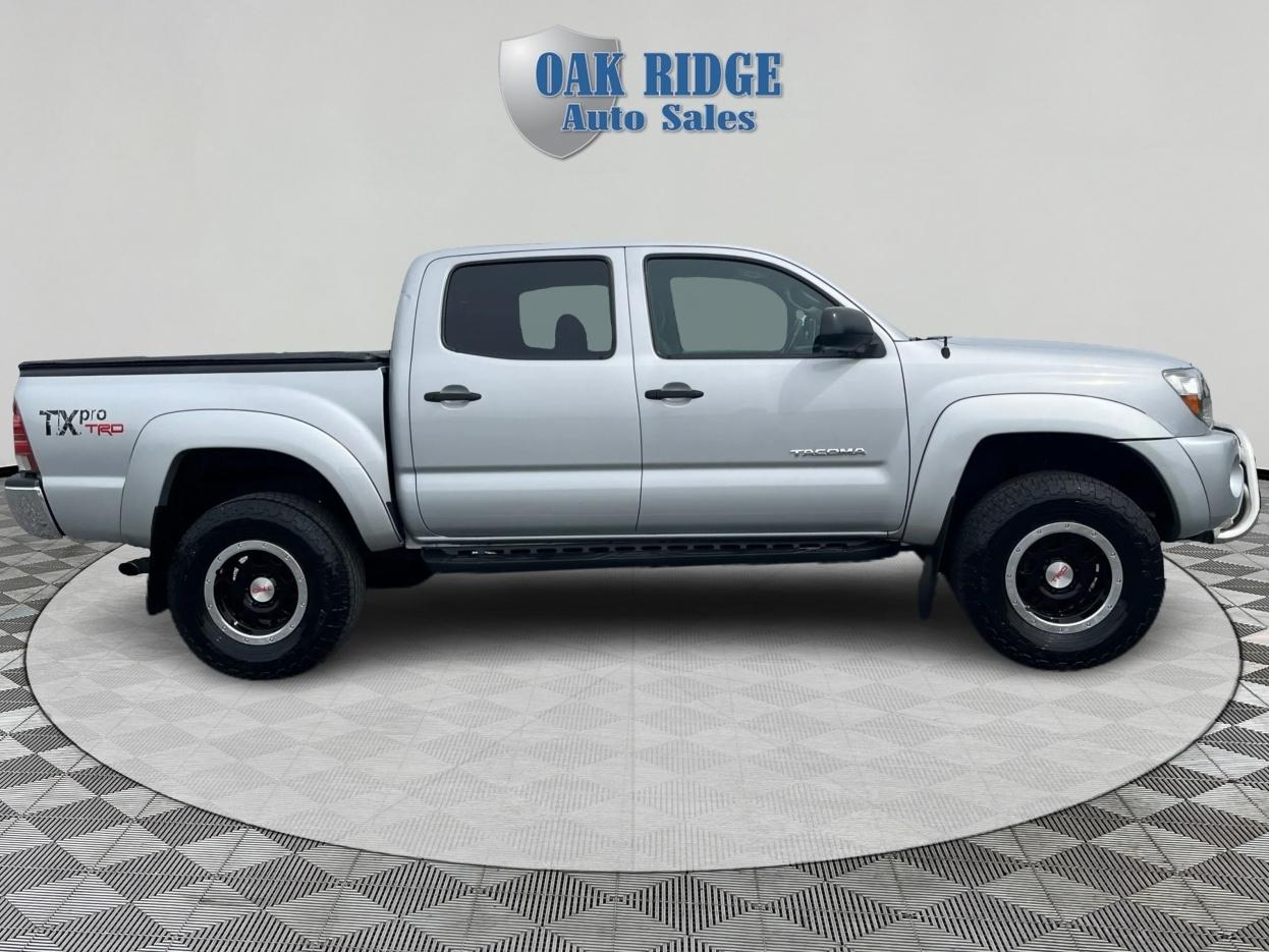 Toyota Tacoma V6 2011