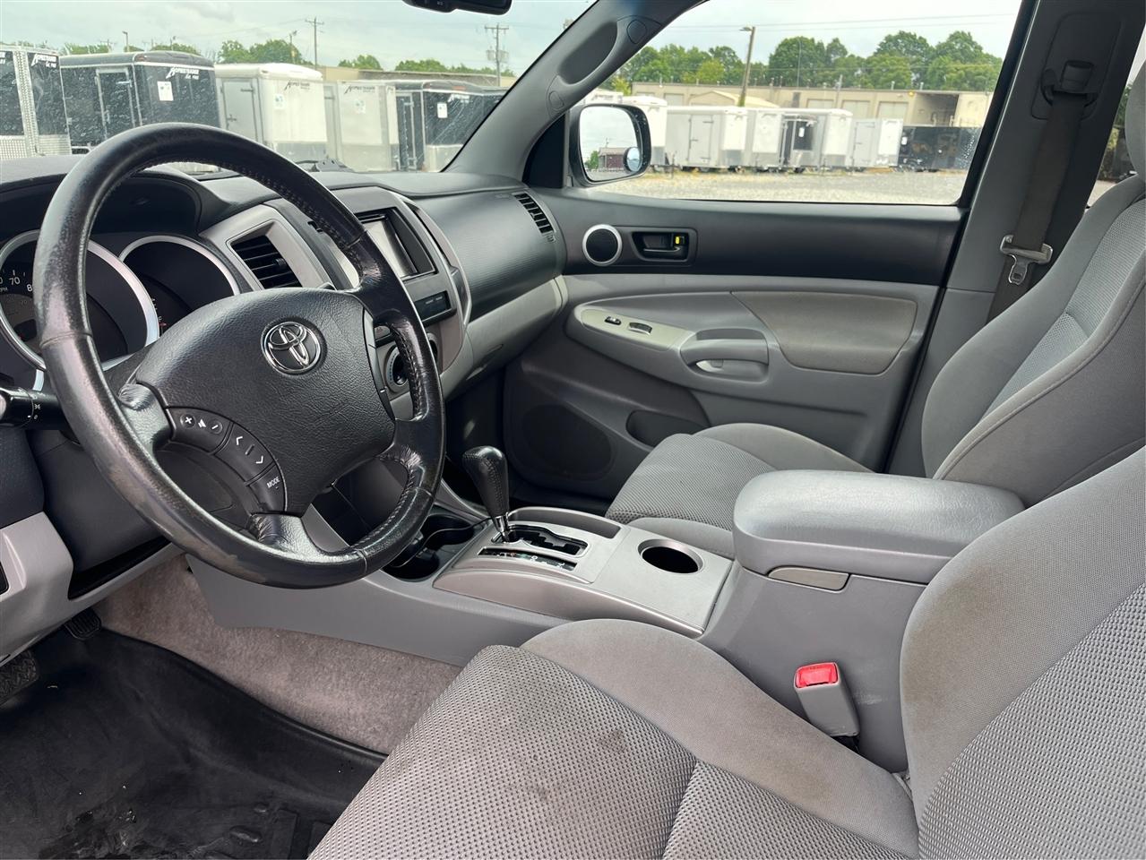 Toyota Tacoma V6 2011