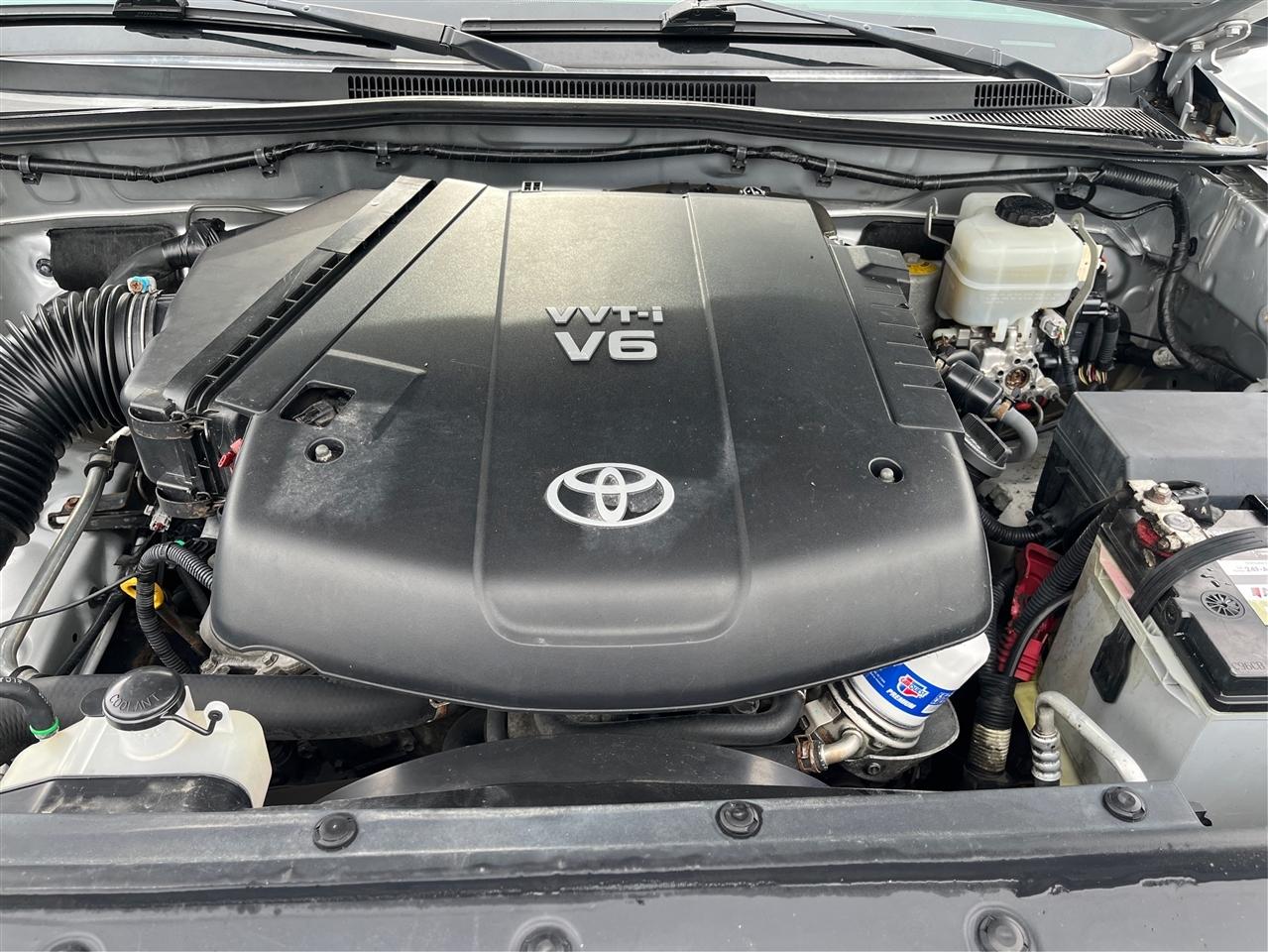 Toyota Tacoma V6 2011