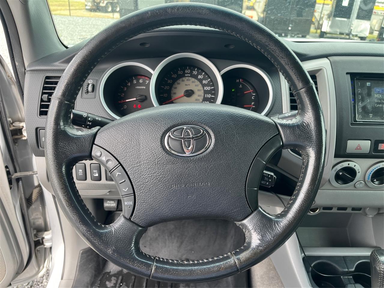 Toyota Tacoma V6 2011