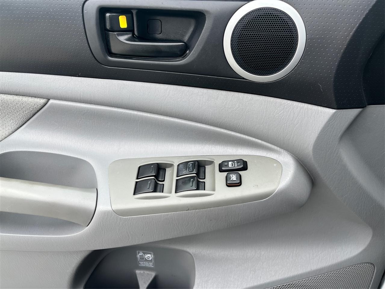 Toyota Tacoma V6 2011