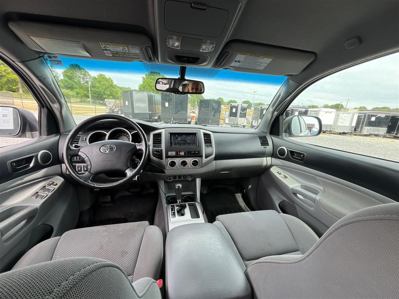 Toyota Tacoma V6 2011