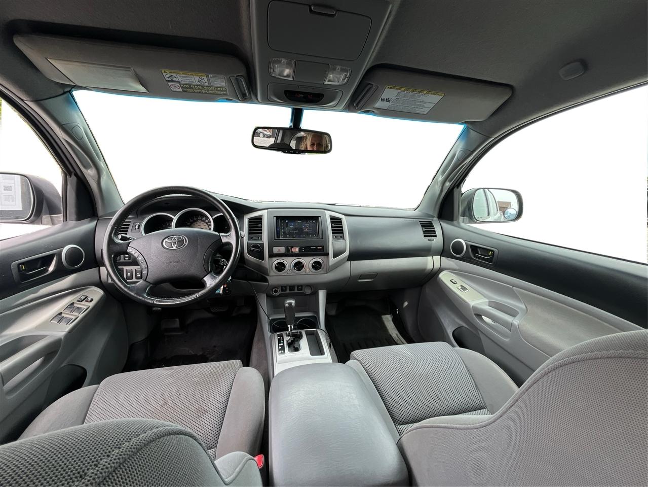 Toyota Tacoma V6 2011