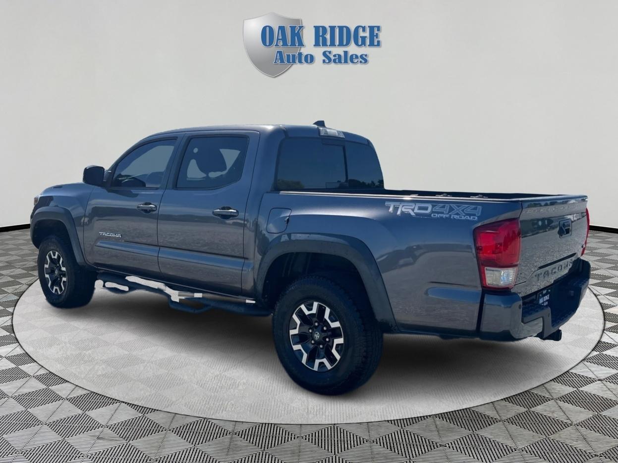 Toyota Tacoma  2017