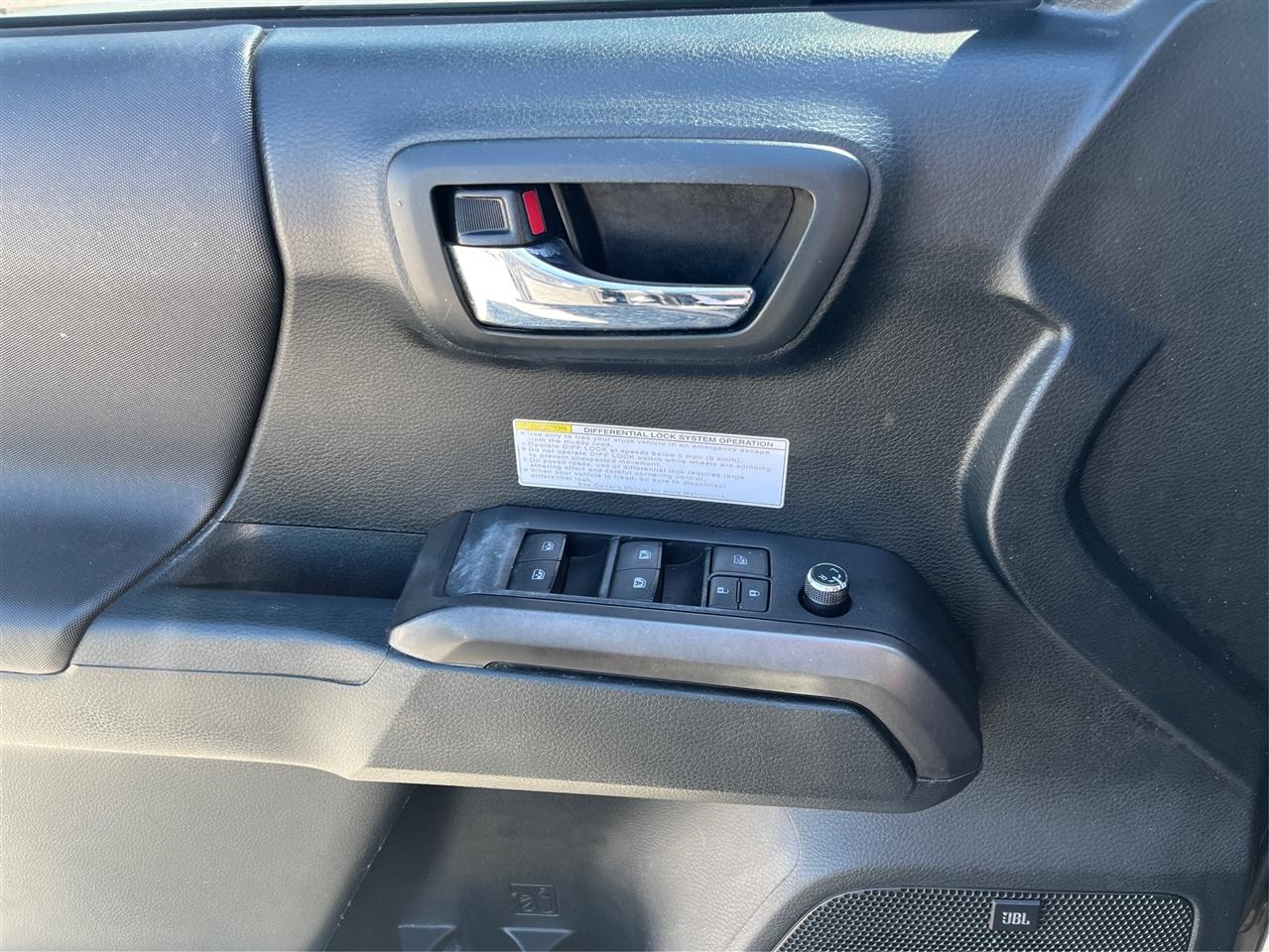 Toyota Tacoma  2017