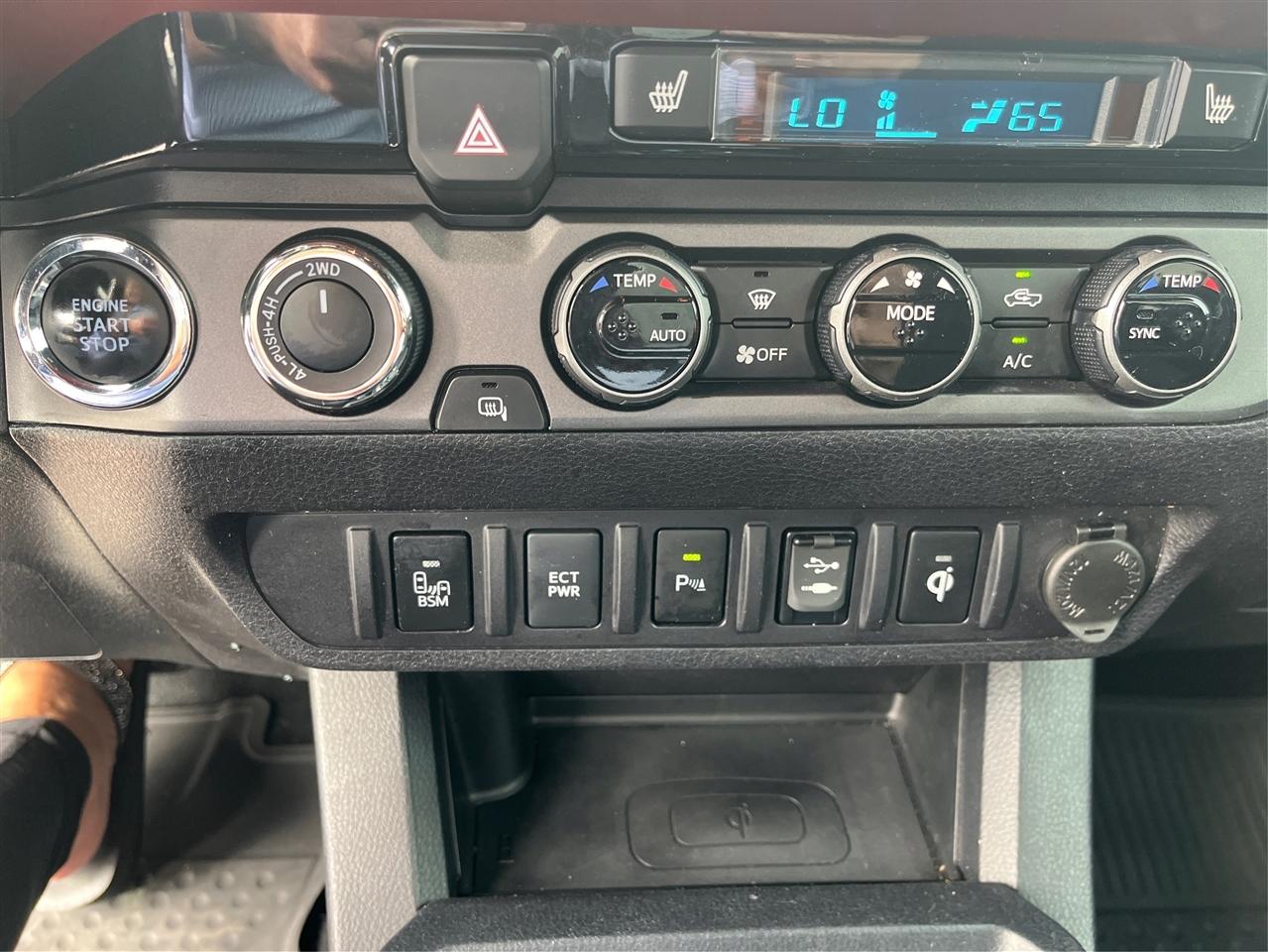 Toyota Tacoma  2016