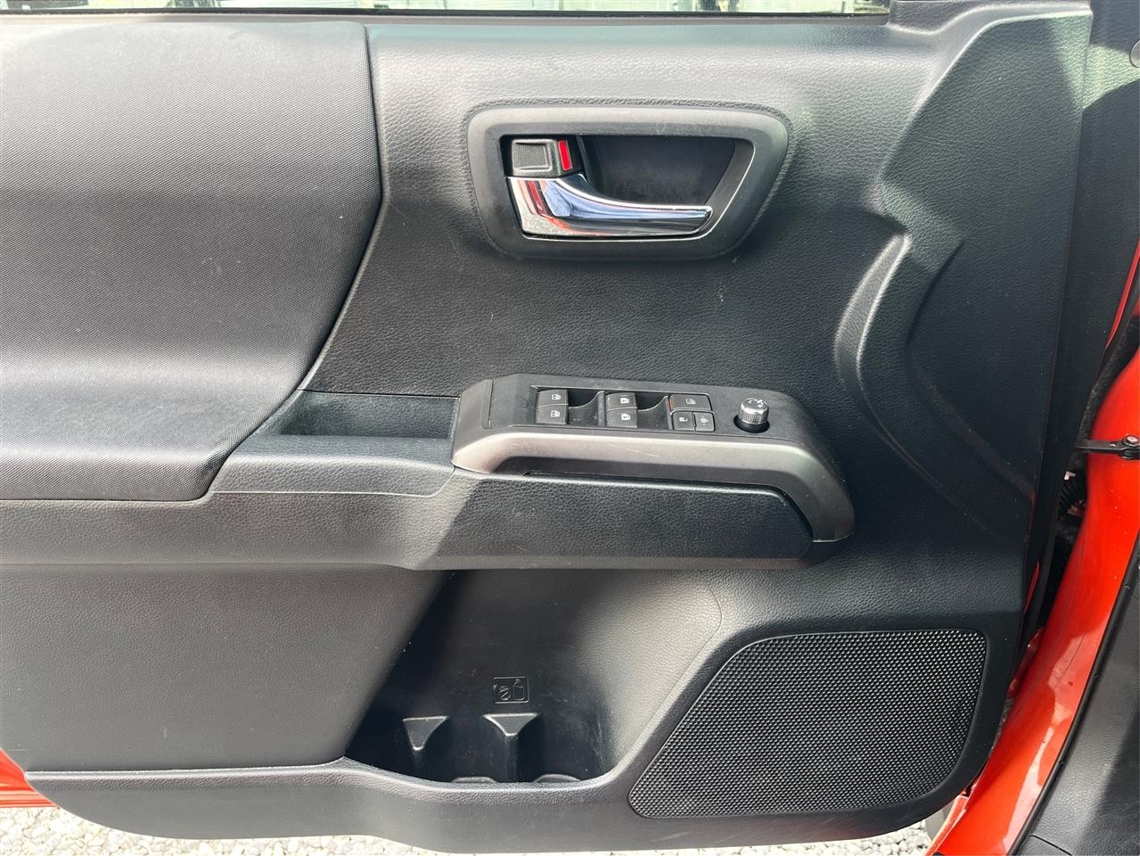 Toyota Tacoma  2016