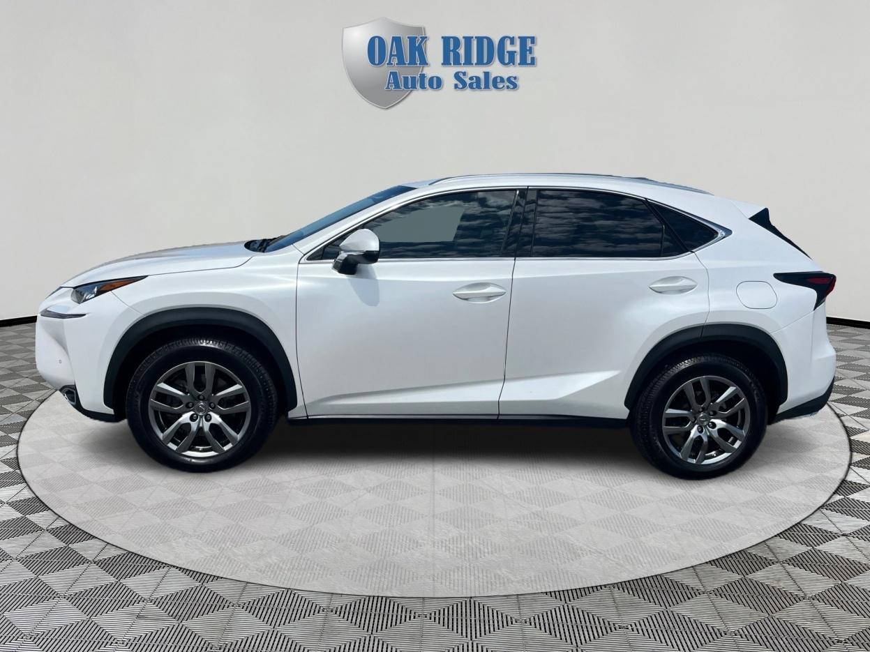 Lexus NX 200t Base 2016