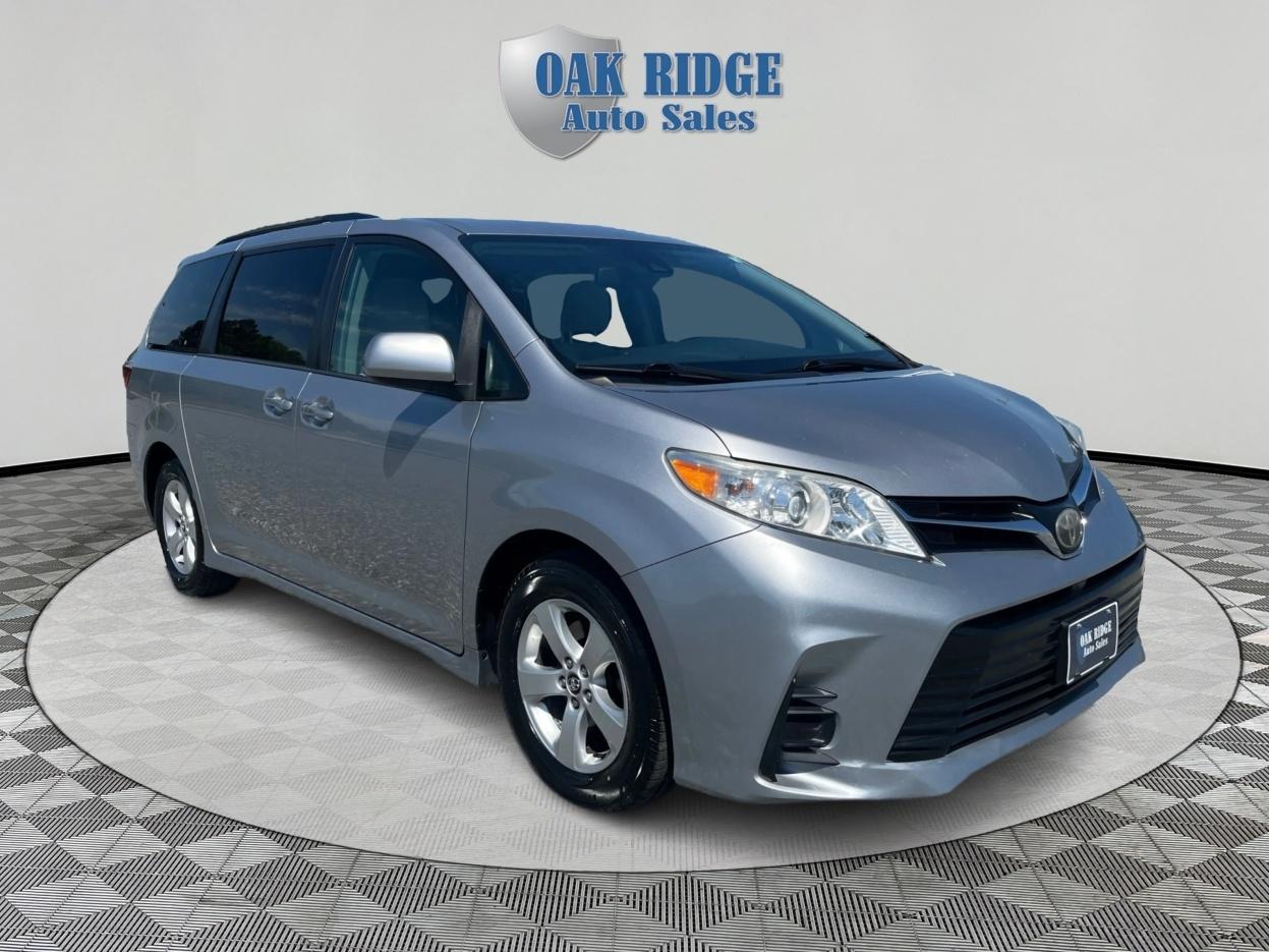 Toyota Sienna  2018