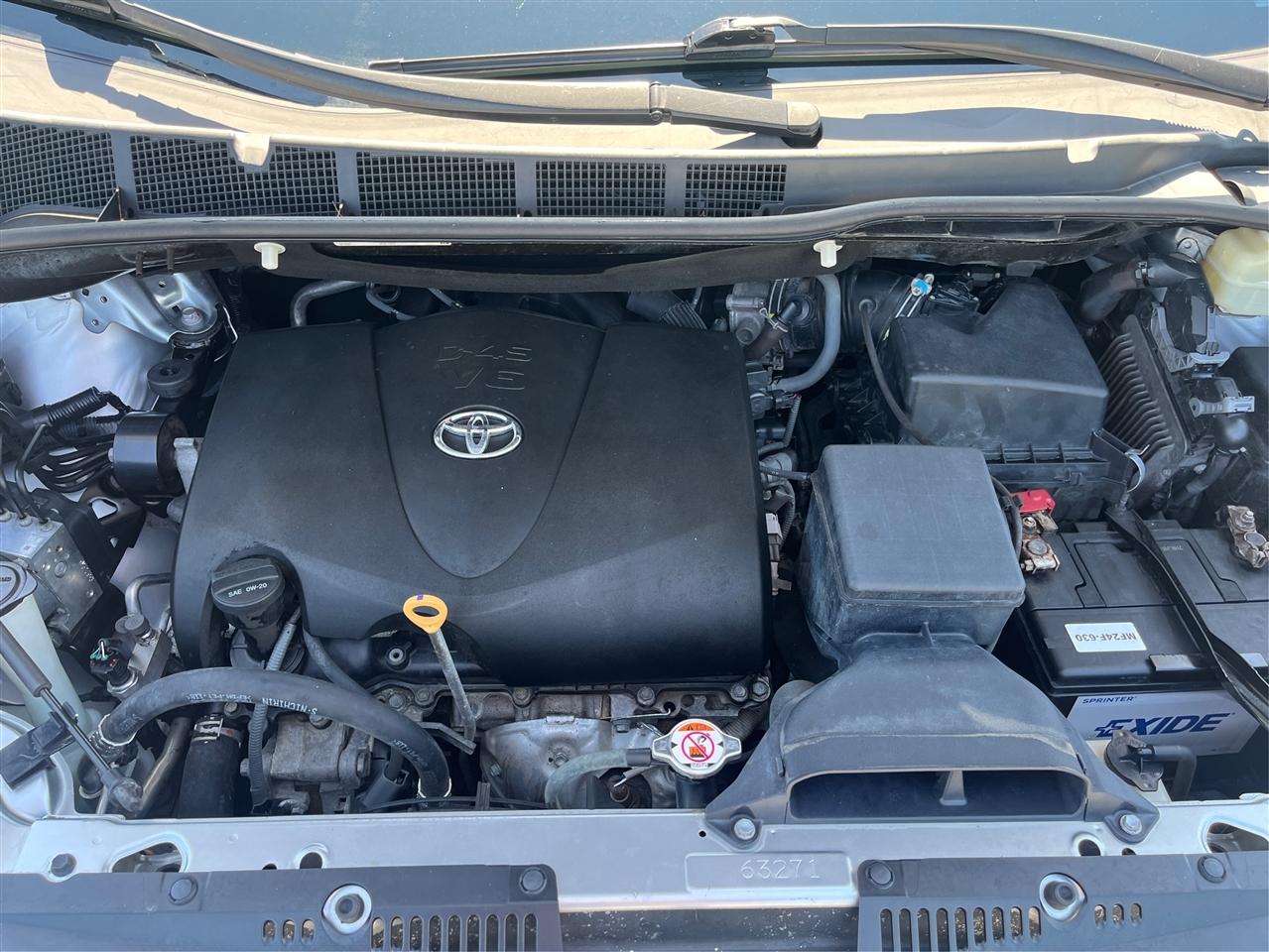 Toyota Sienna  2018