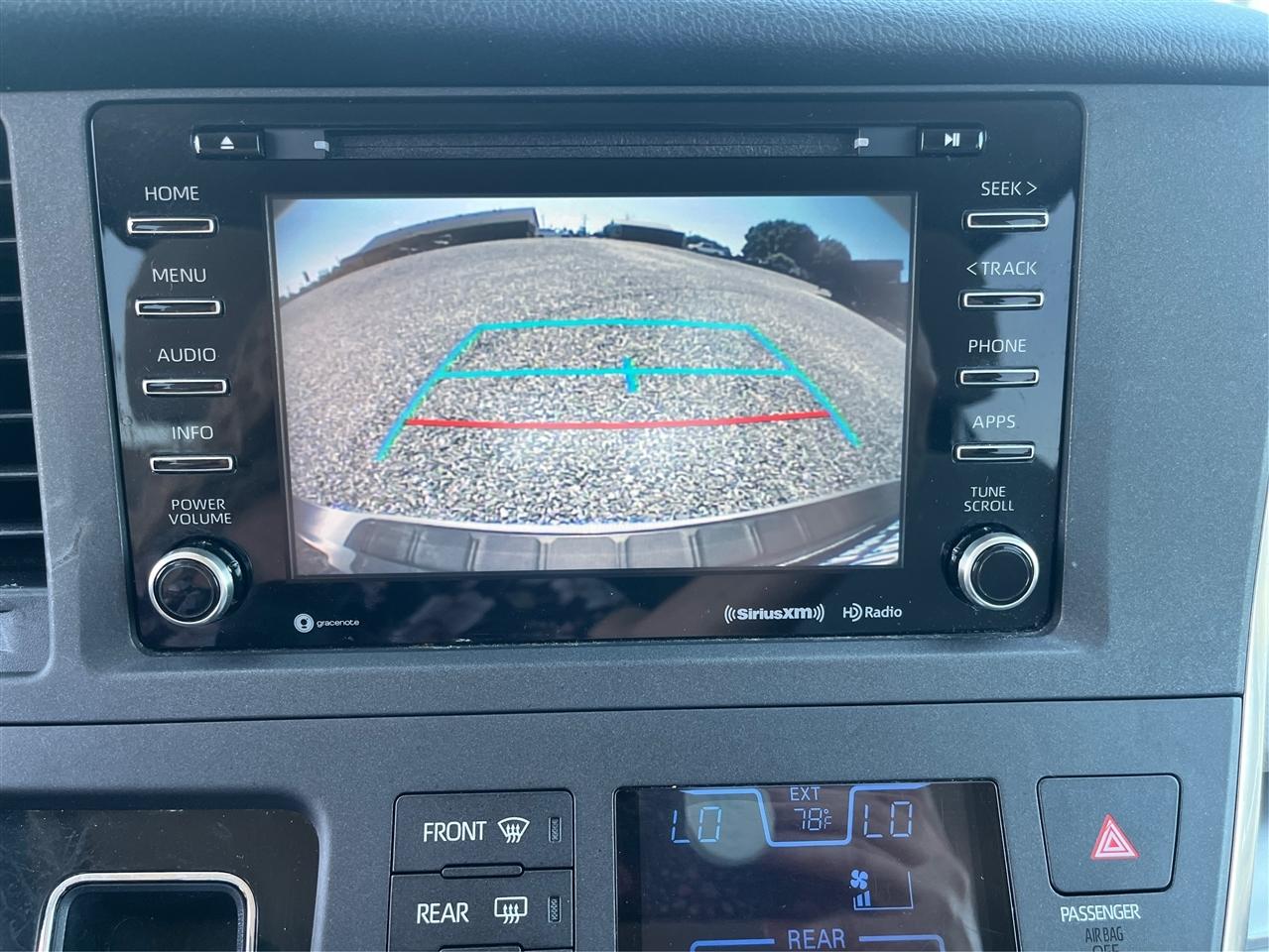 Toyota Sienna  2018