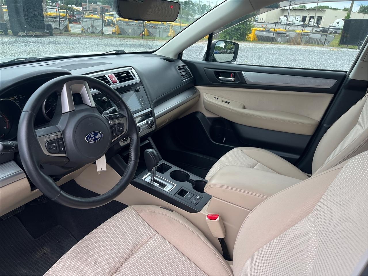 Subaru Outback  2017