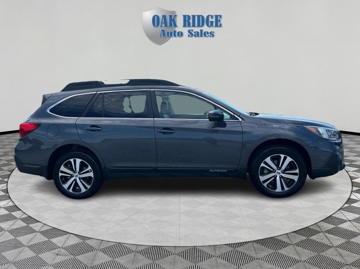 Subaru Outback  2018