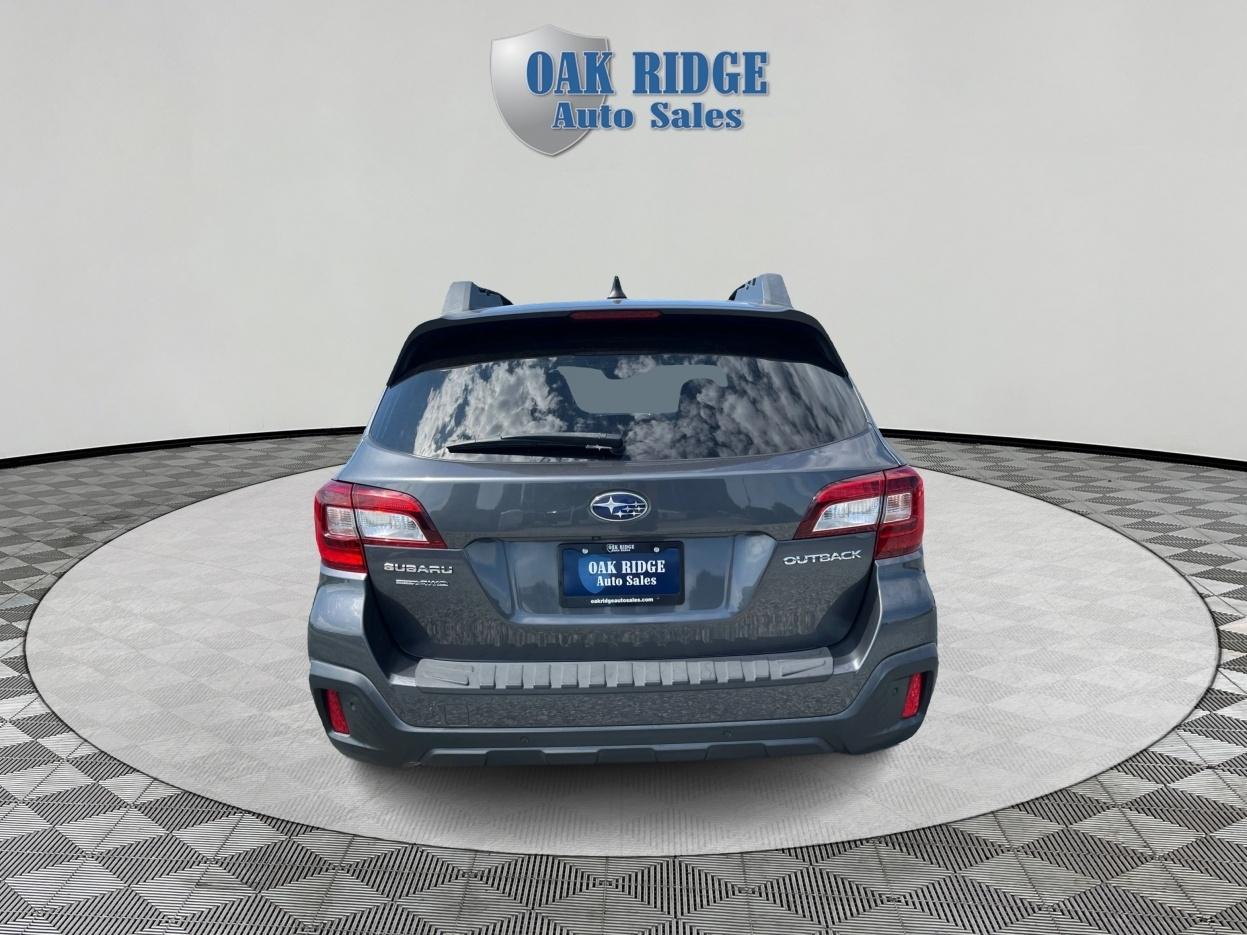 Subaru Outback  2018