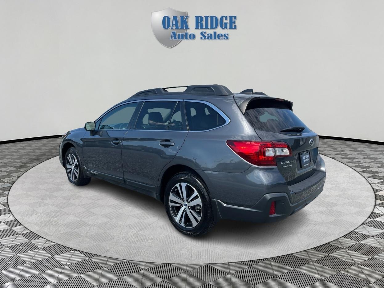 Subaru Outback  2018