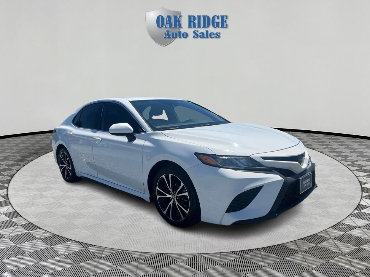 Toyota Camry  2020