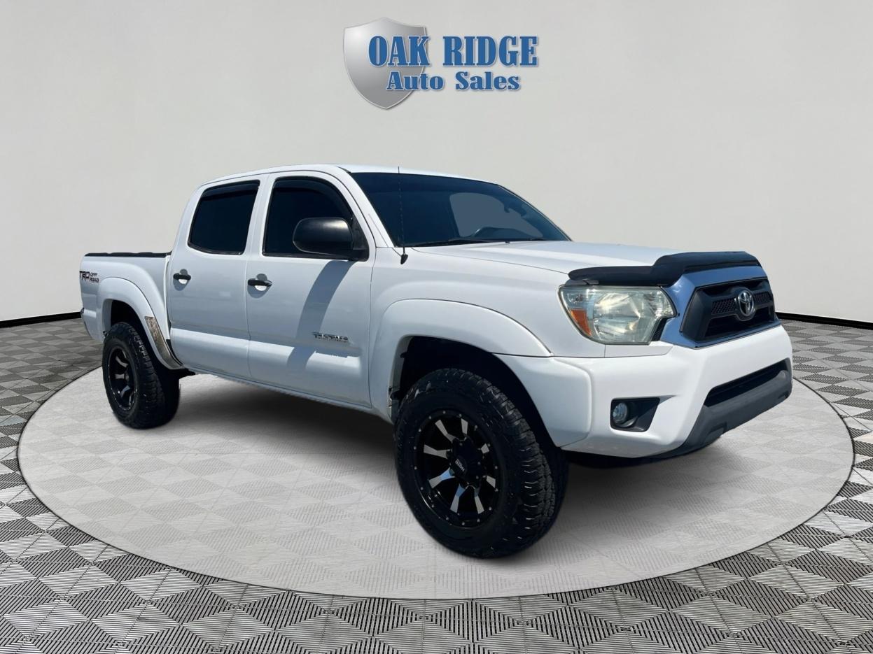 Toyota Tacoma PreRunner V6 2015