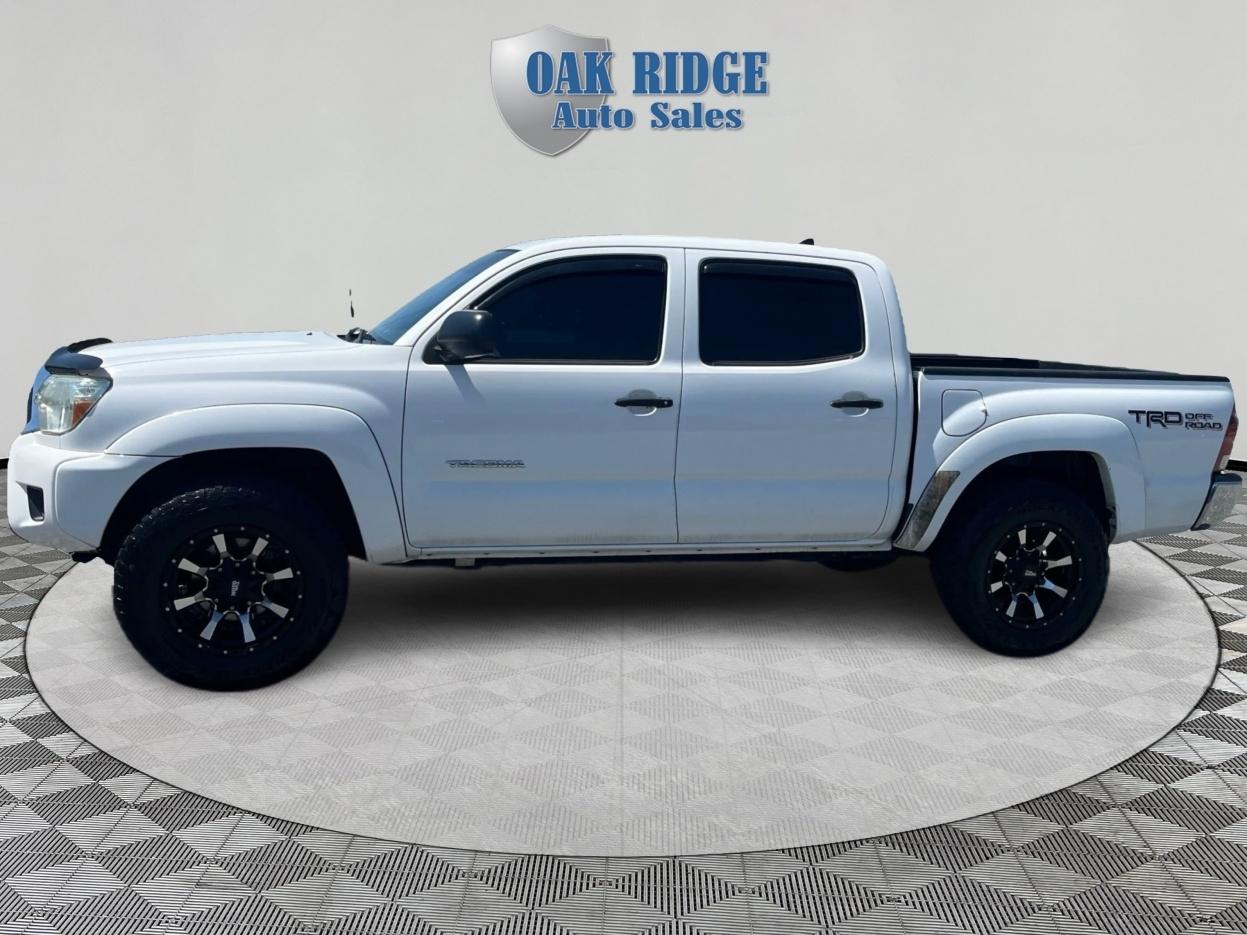 Toyota Tacoma PreRunner V6 2015