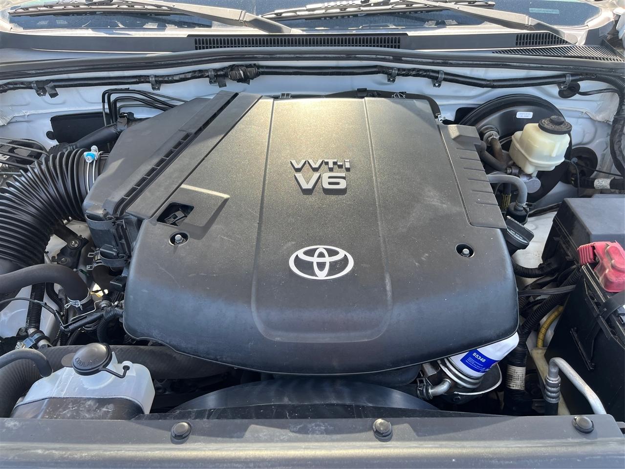 Toyota Tacoma PreRunner V6 2015
