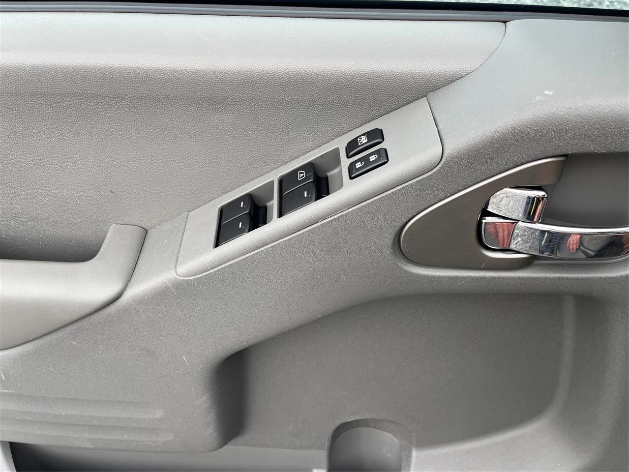 Nissan Frontier  2017