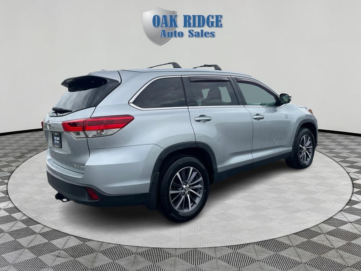 Toyota Highlander  2019
