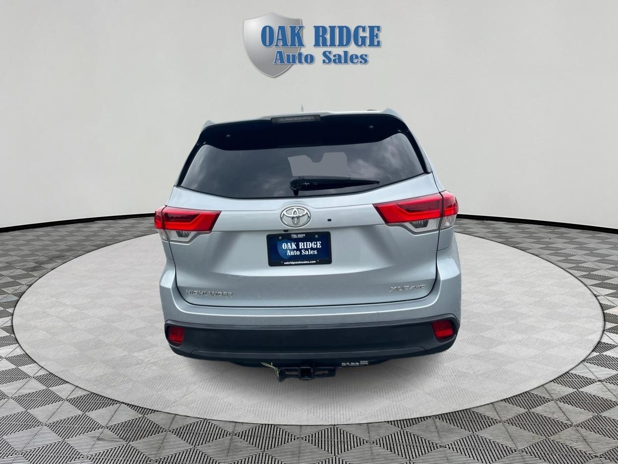 Toyota Highlander  2019