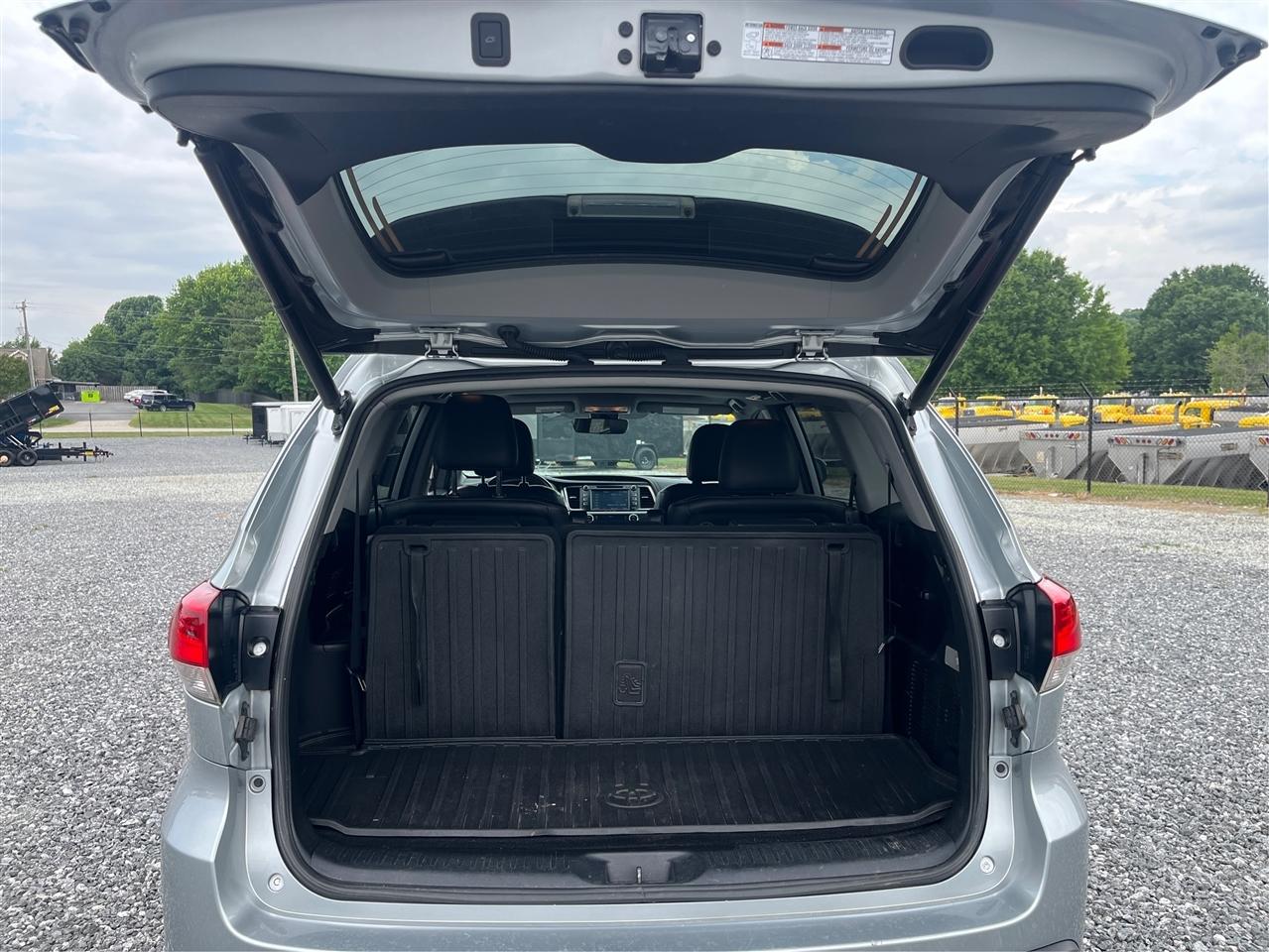 Toyota Highlander  2019