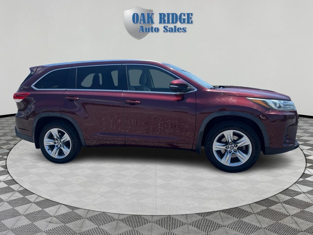 Toyota Highlander  2018