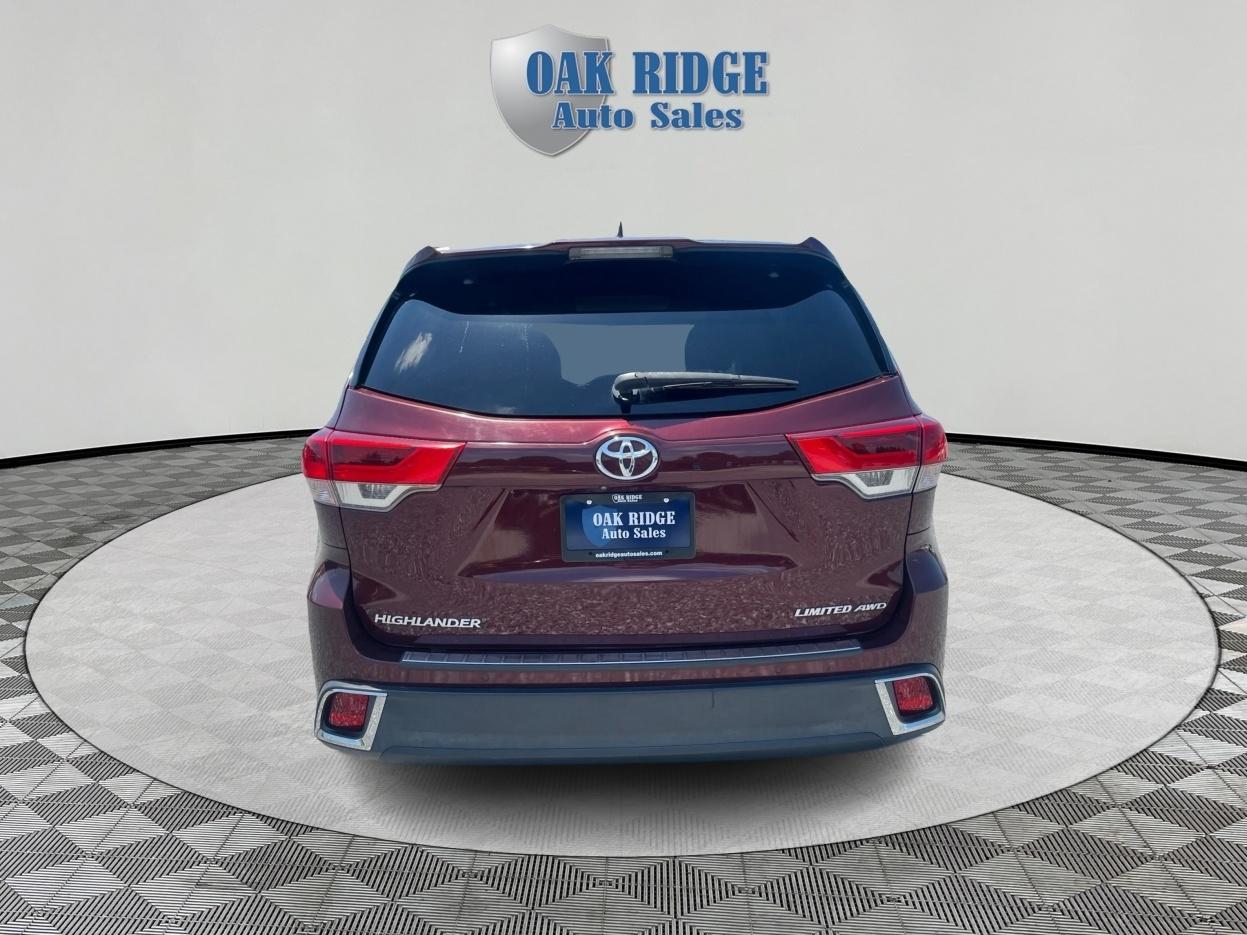 Toyota Highlander  2018