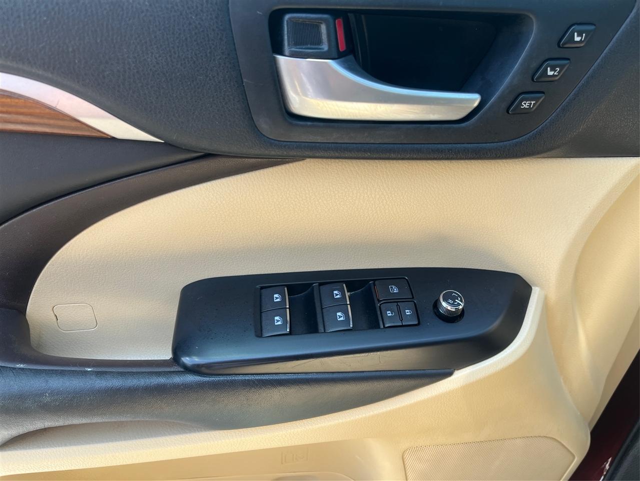 Toyota Highlander  2018